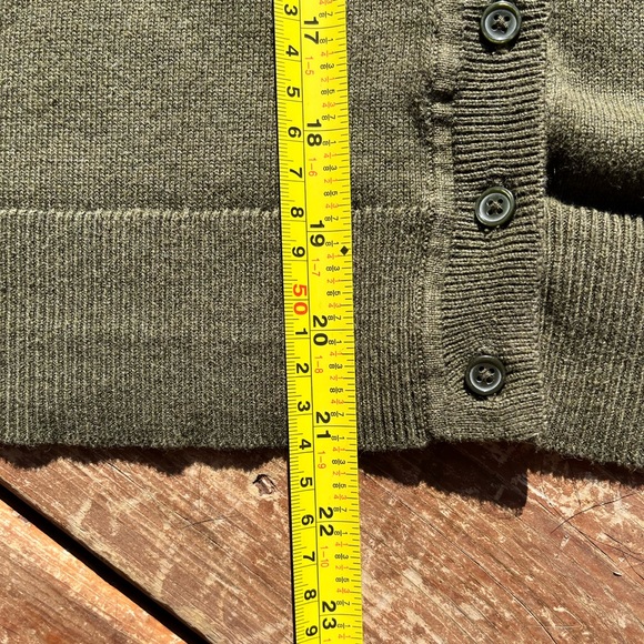 Banana Republic. Women’s Dark Green. Large Petite. GUC - Picture 6 of 12